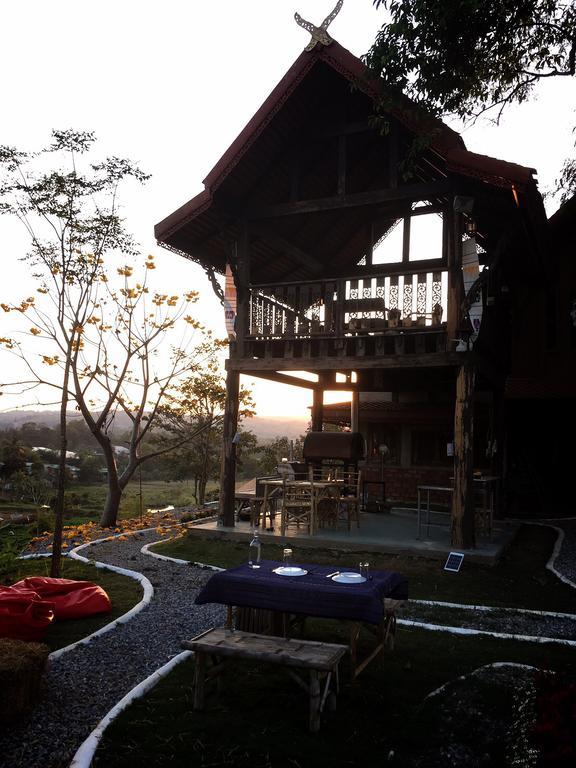 Uncle Tom'S Cabin At Khaokho Khao Kho Exterior photo